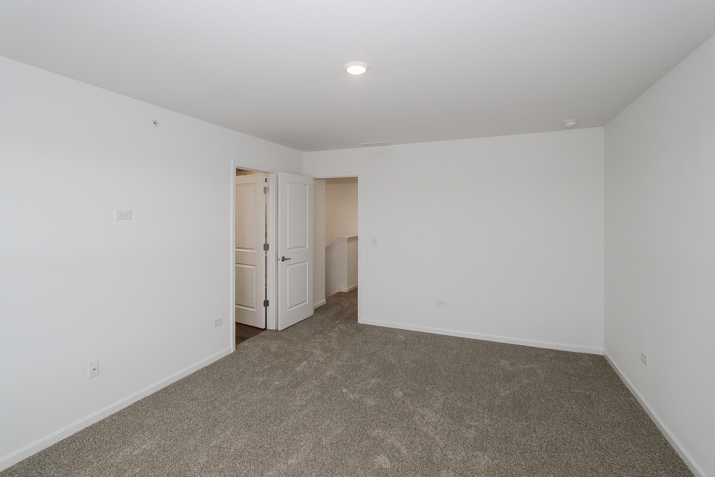 2244 Stonegate Road - Photo 17
