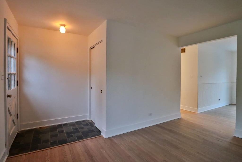 30w162 Claymore Lane - Photo 7