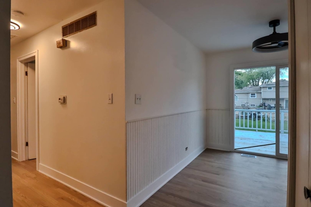 30w162 Claymore Lane - Photo 9