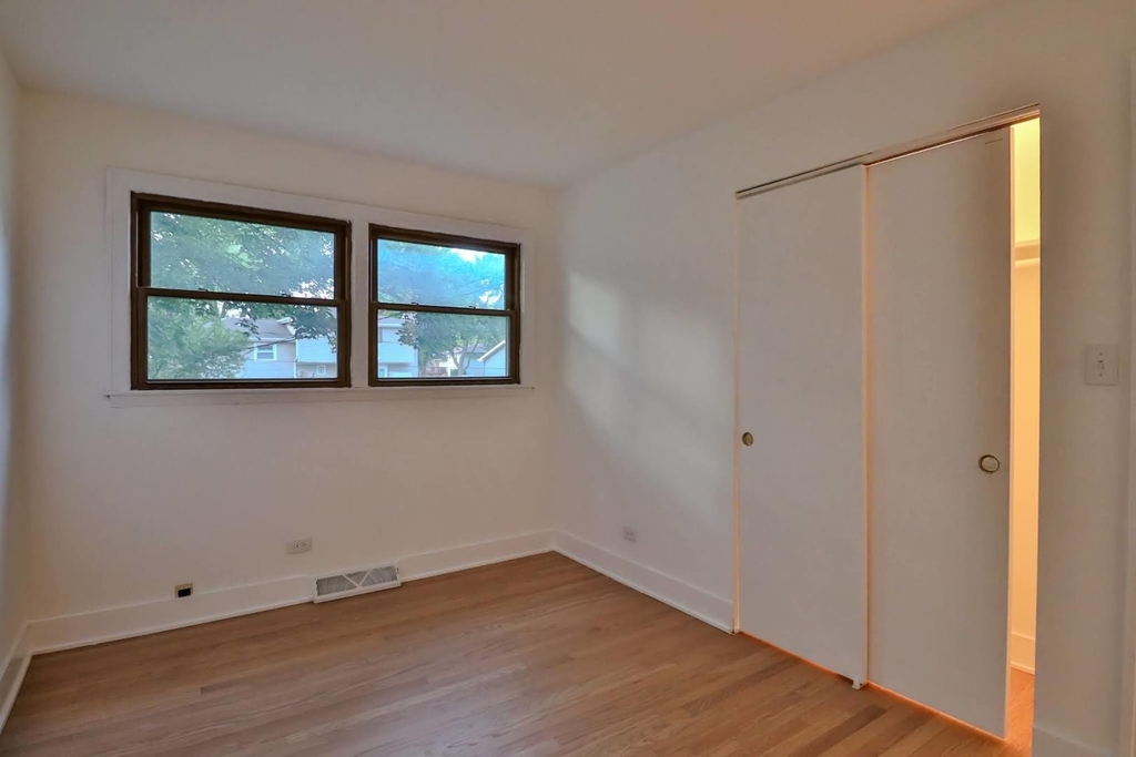 30w162 Claymore Lane - Photo 15