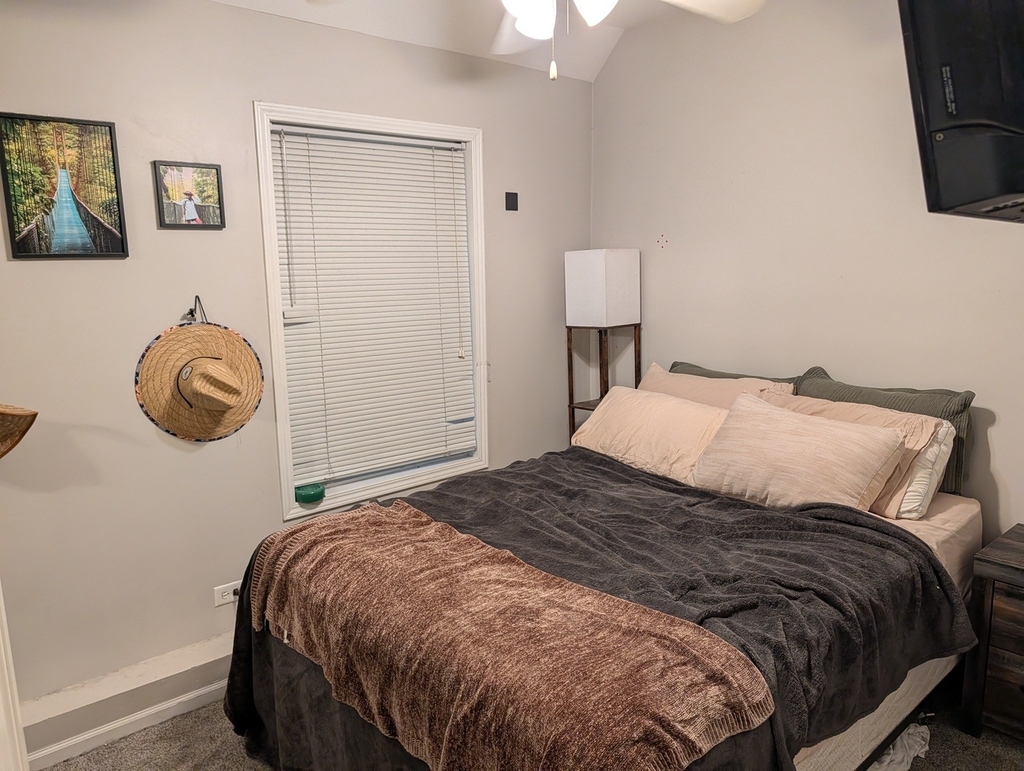 714 N Elizabeth Street - Photo 11