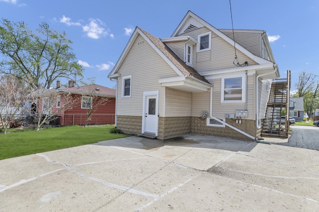 129 W Stimmel Street - Photo 8