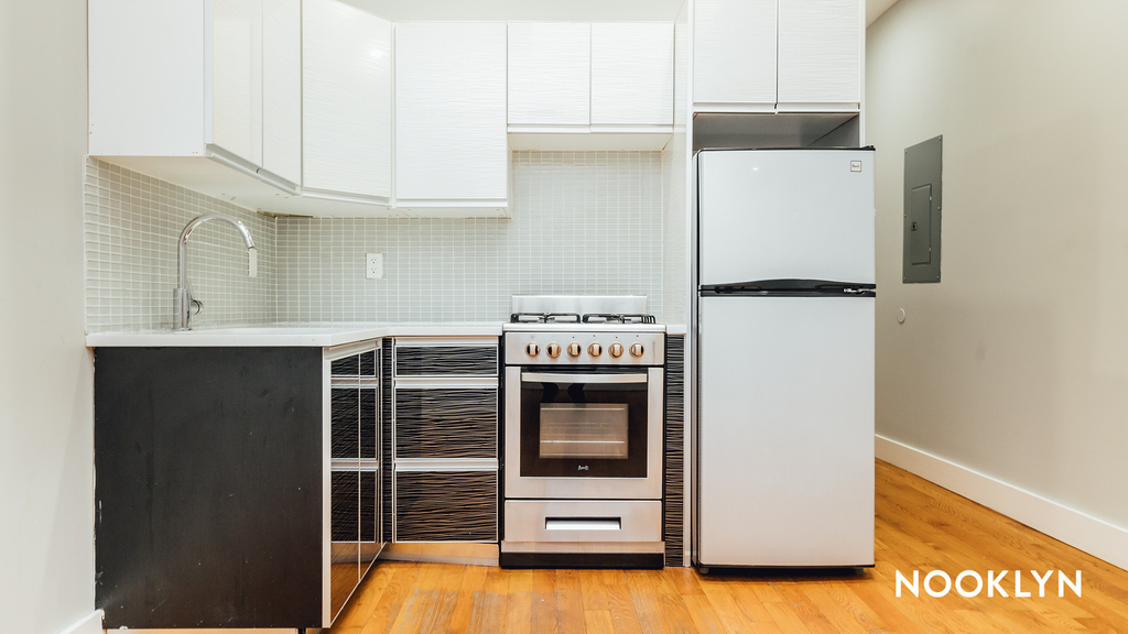 1100 Dekalb Avenue - Photo 10