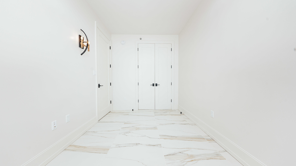 987 Willoughby Avenue - Photo 3