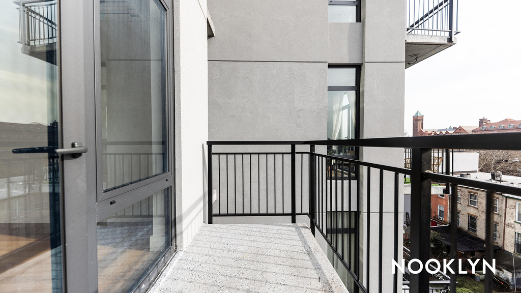 420 Gates Avenue - Photo 8