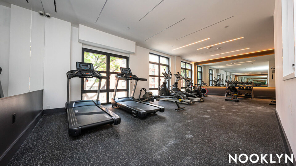 420 Gates Avenue - Photo 10