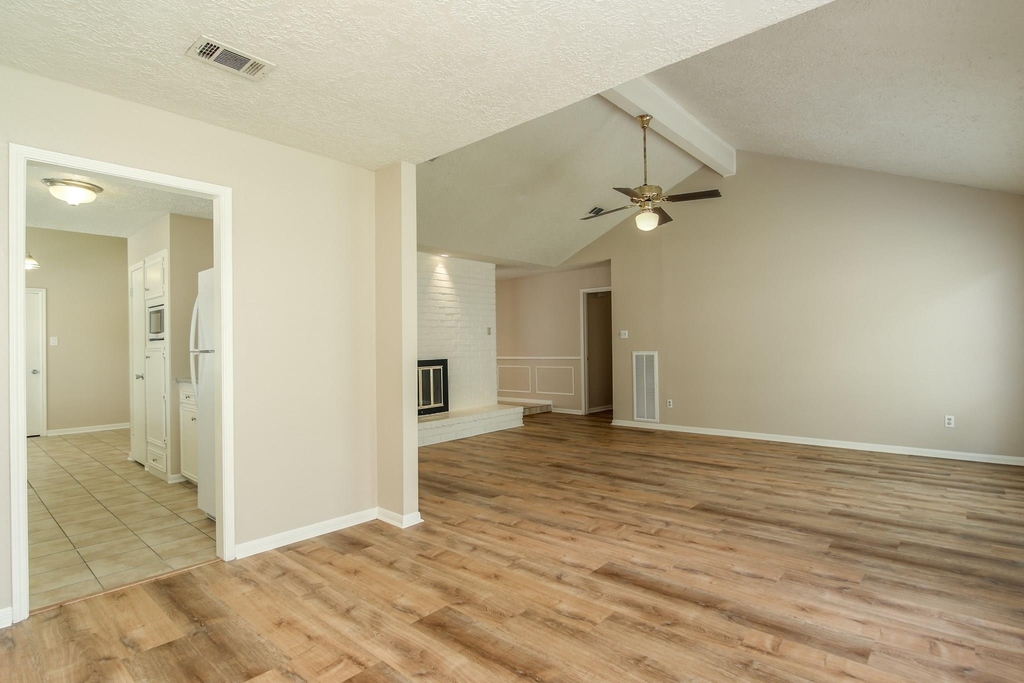 12002 Rocky Knoll Drive - Photo 10
