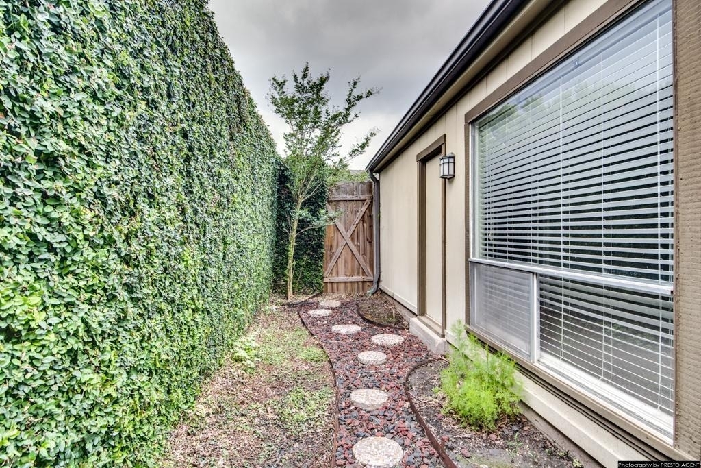 12002 Rocky Knoll Drive - Photo 3