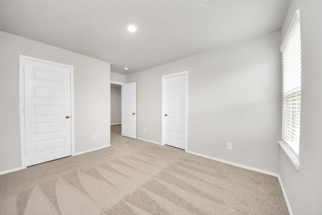 21235 Memorial Vista Drive - Photo 17