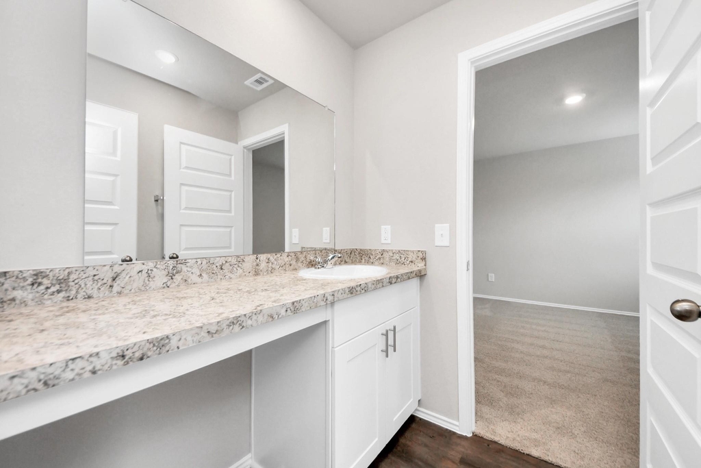 21235 Memorial Vista Drive - Photo 18