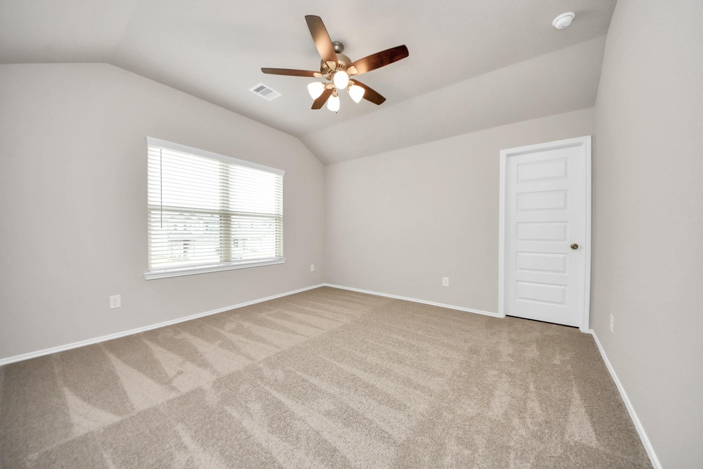 21235 Memorial Vista Drive - Photo 11
