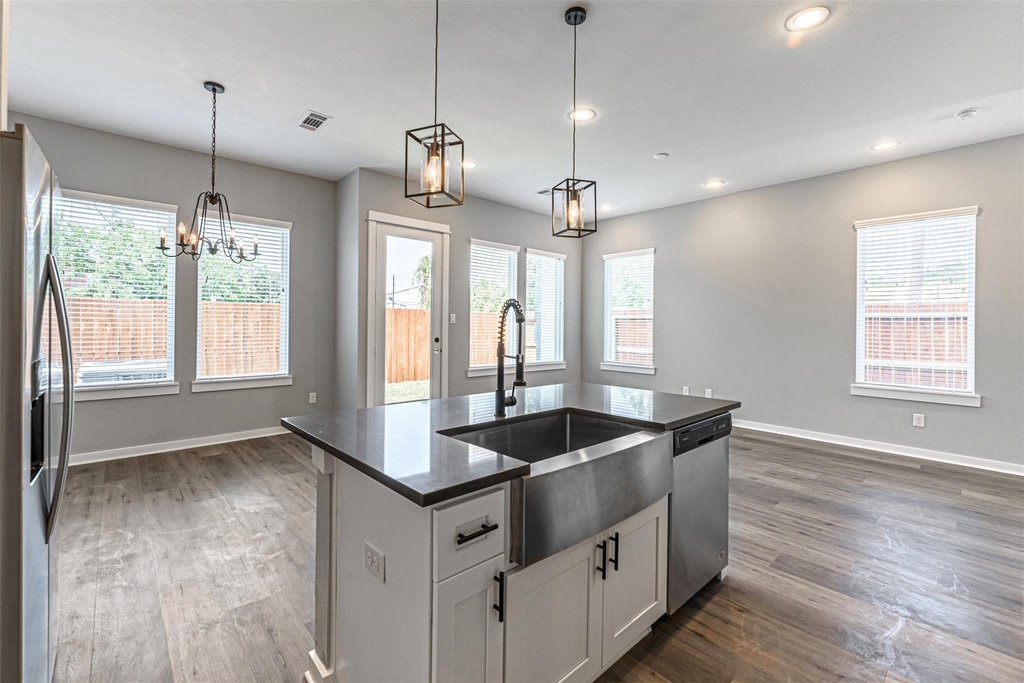 8475 Berry Brush Lane - Photo 2