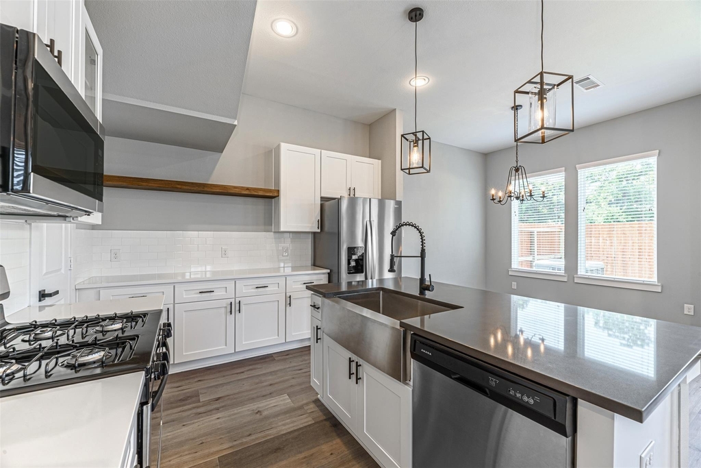 8475 Berry Brush Lane - Photo 11