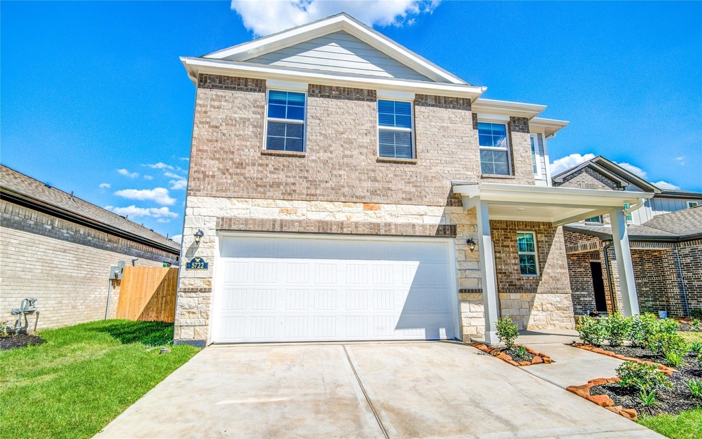 5722 Fresh View Court - Photo 1