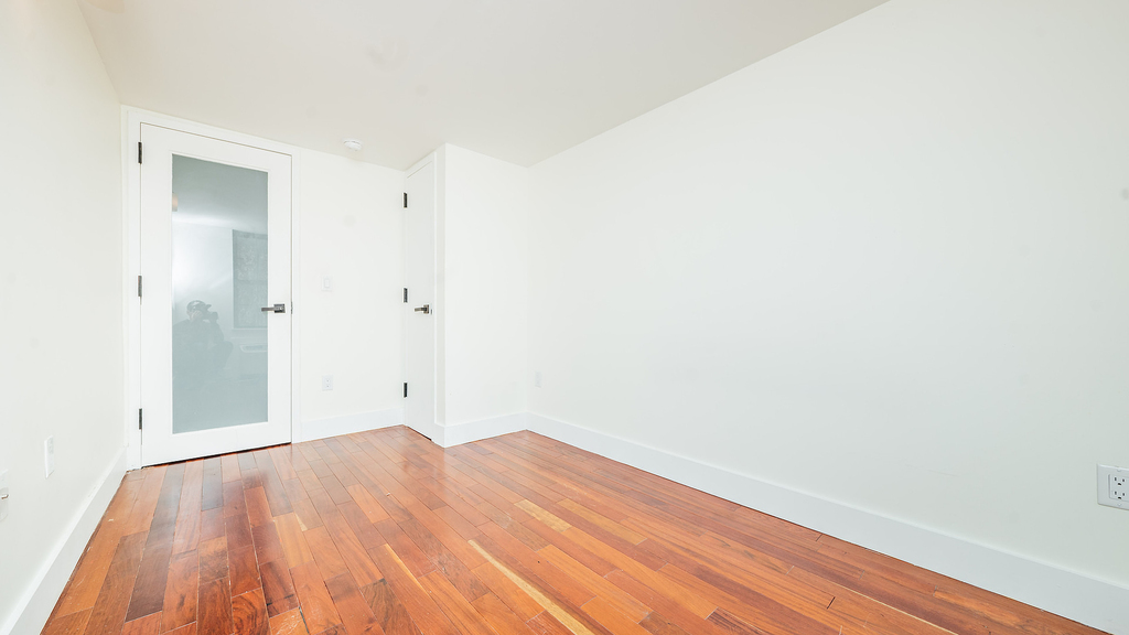 1436 Dekalb Avenue - Photo 5