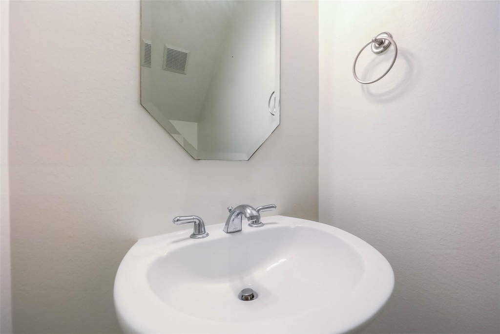 13647 Brookbluff Lane - Photo 15