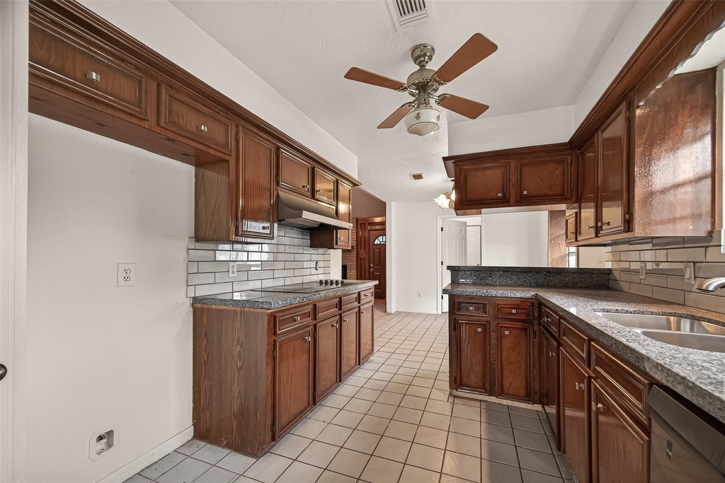 12835 Woodlite Lane - Photo 14