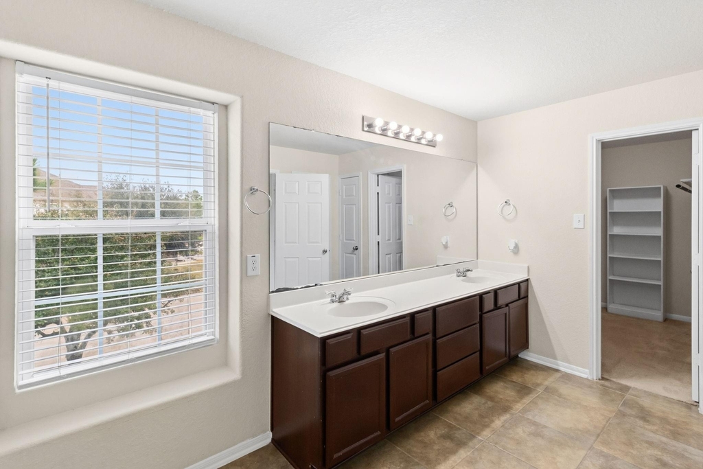 18715 Windy Stone Drive - Photo 25