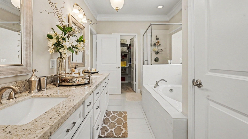 1026 W 24th Street - Photo 16