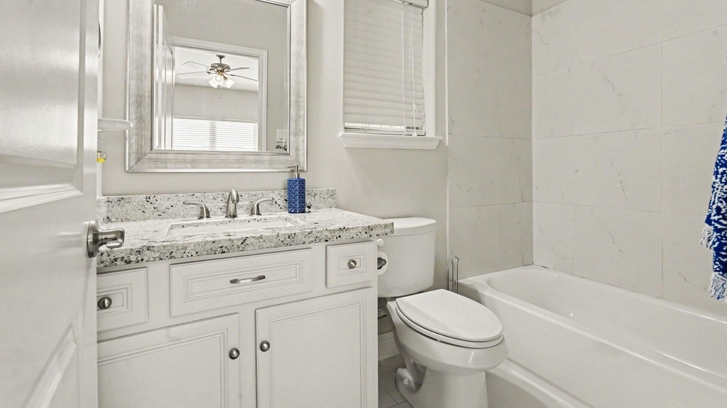 1026 W 24th Street - Photo 24