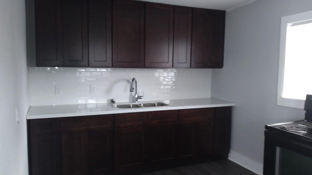 2004 Gulfway Drive - Photo 3