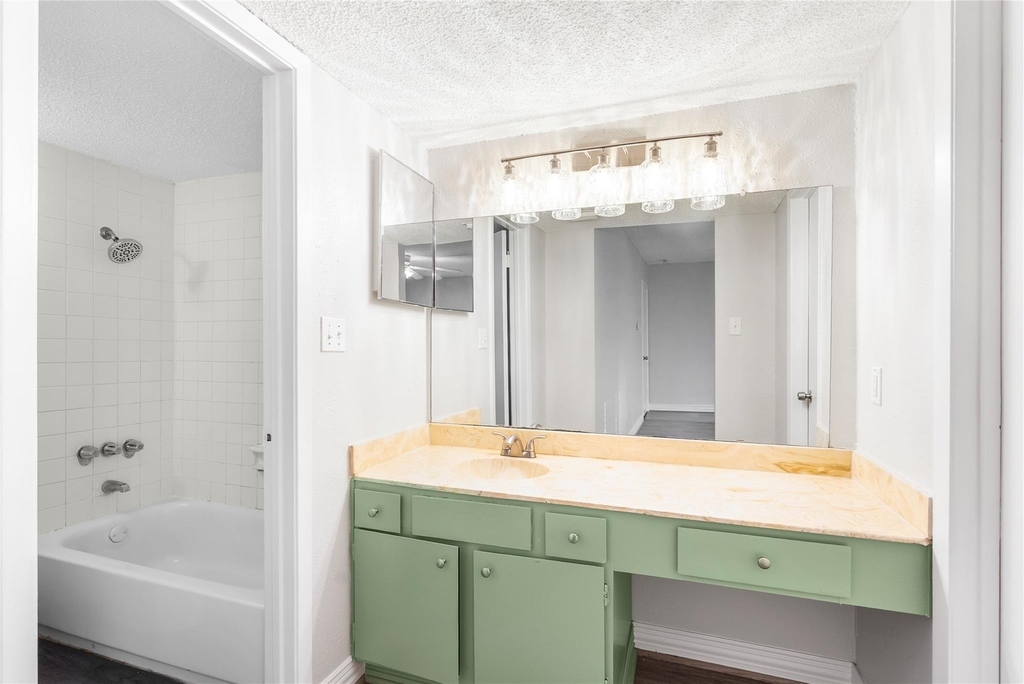 781 Country Place Drive - Photo 18