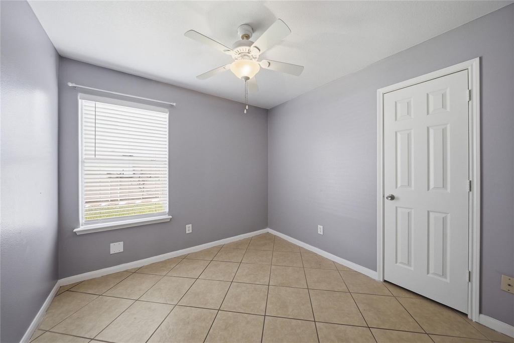 6906 Rambling Brook Lane - Photo 28