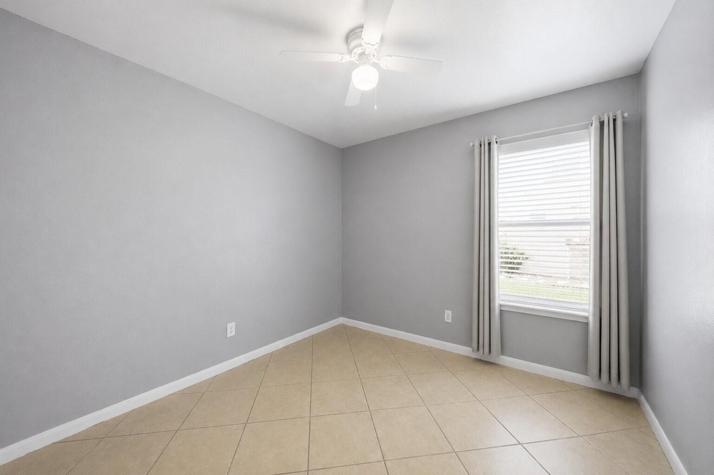 6906 Rambling Brook Lane - Photo 13