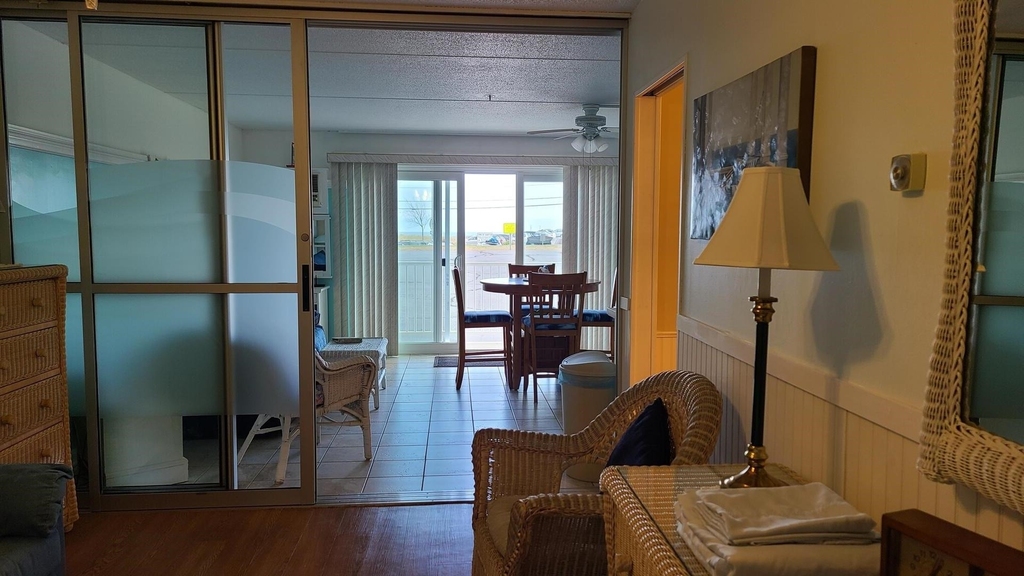 933 Ocean - Photo 3