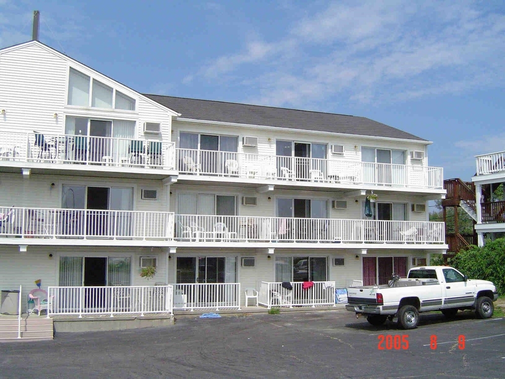 933 Ocean - Photo 1
