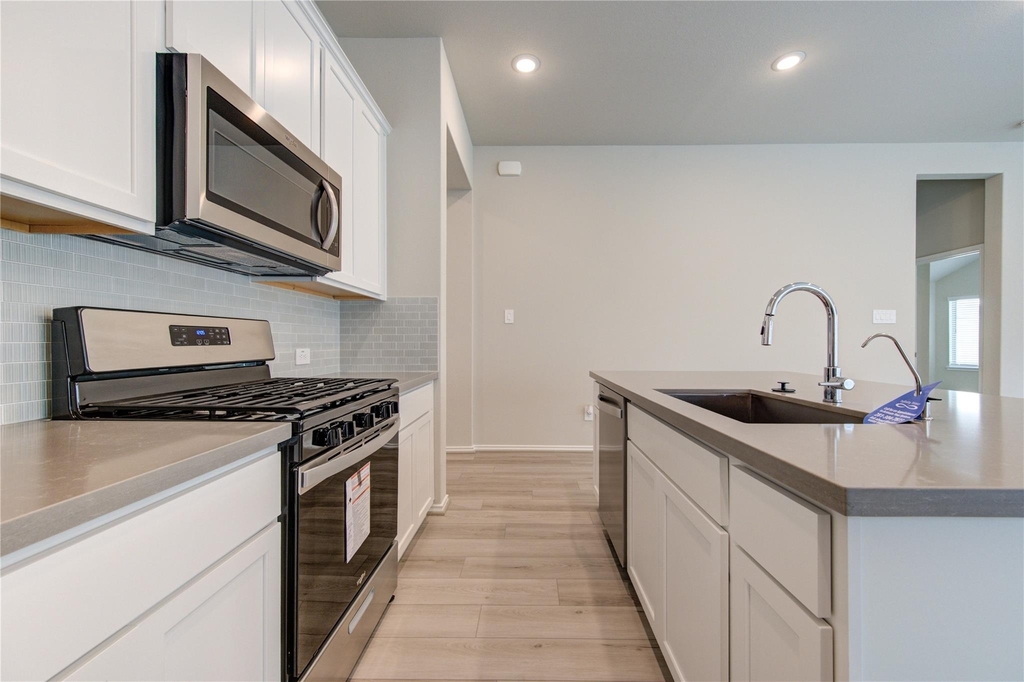 9515 Sierra Crest Lane - Photo 18