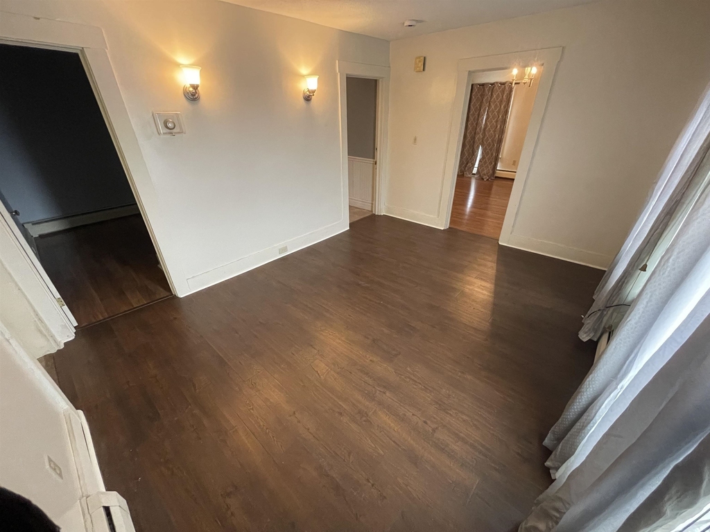 49 East Center - Photo 2