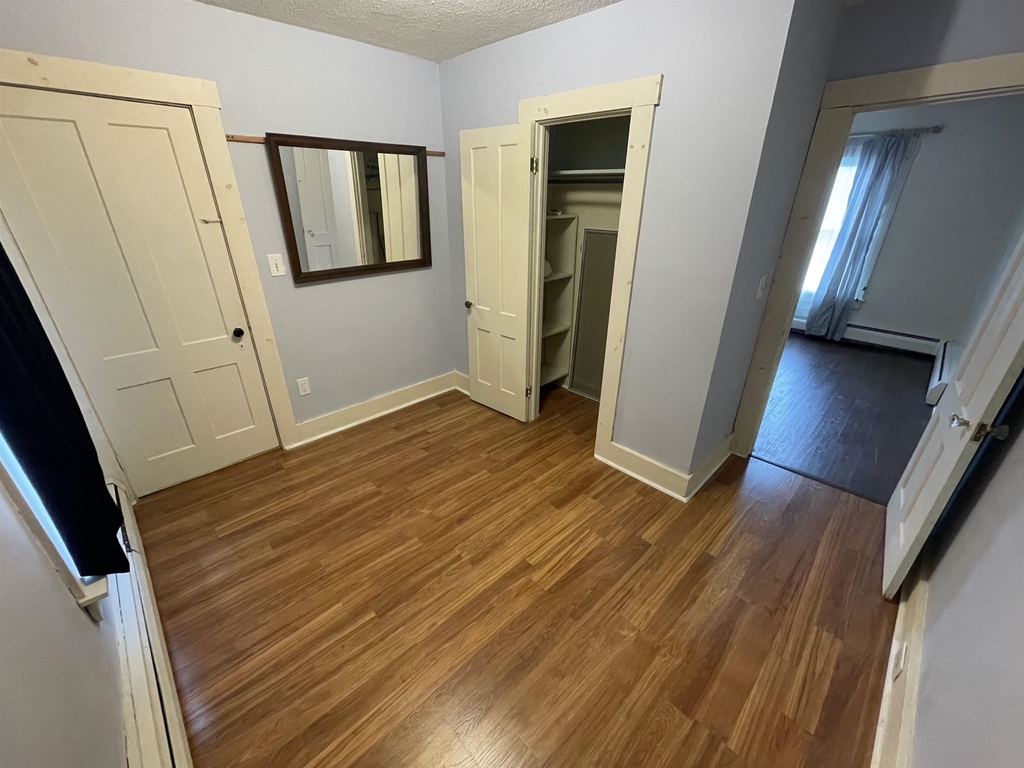 49 East Center - Photo 4