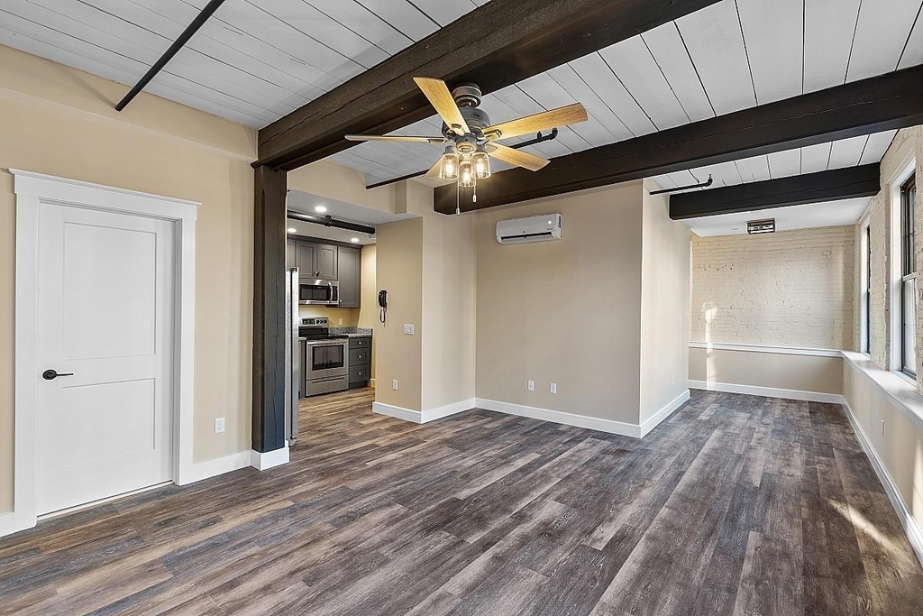 5 Batchelder - Photo 6