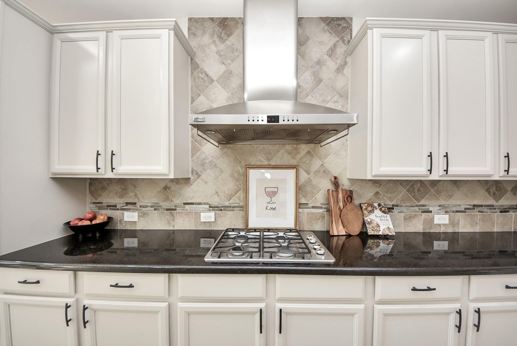 9815 Patricia Haven Lane - Photo 22