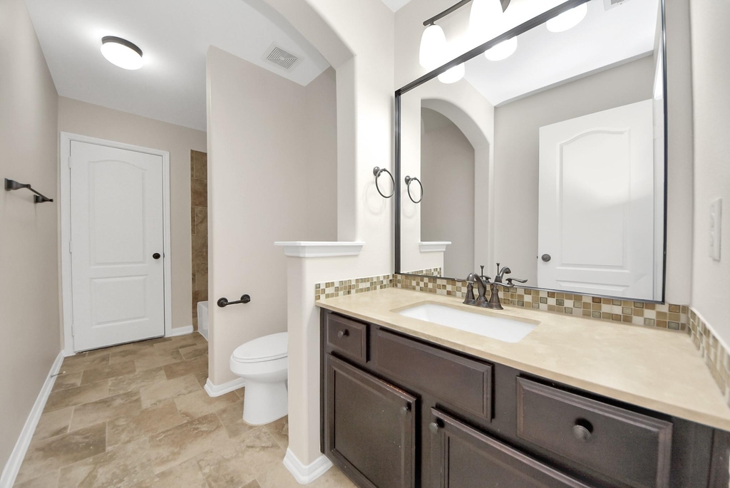 9815 Patricia Haven Lane - Photo 35