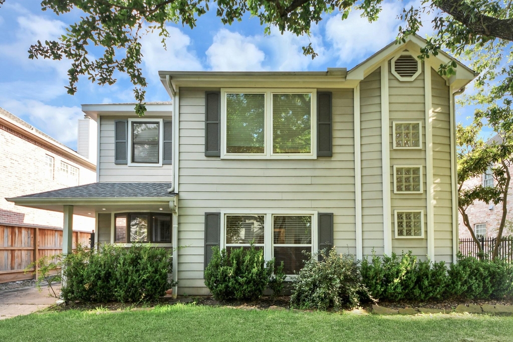 3912 Ruskin Street - Photo 0