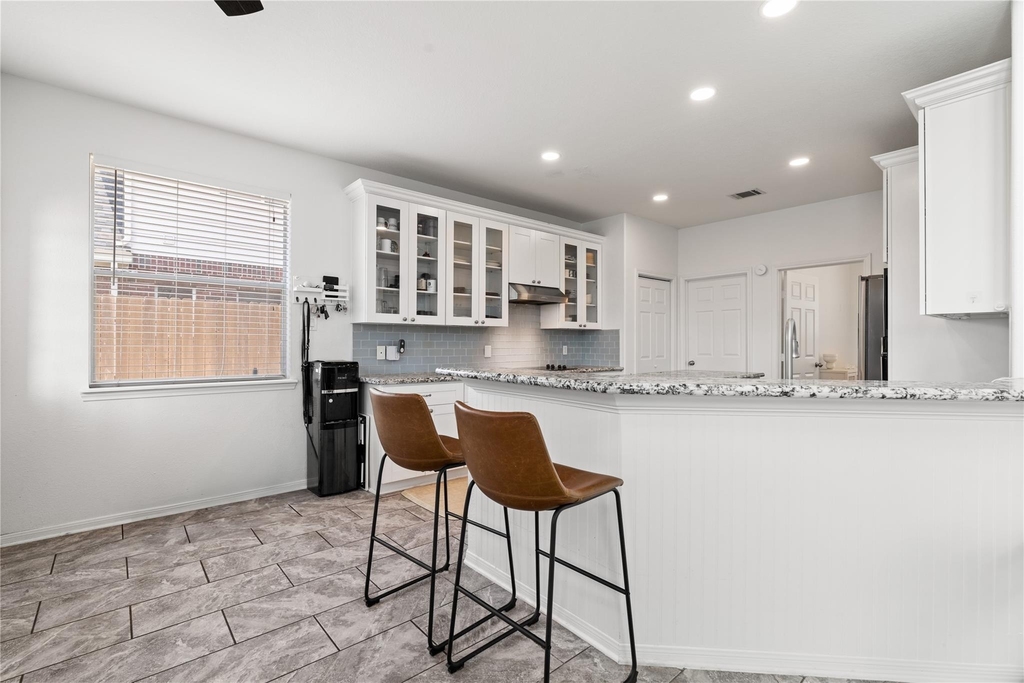 4710 Devonberry Lane - Photo 4
