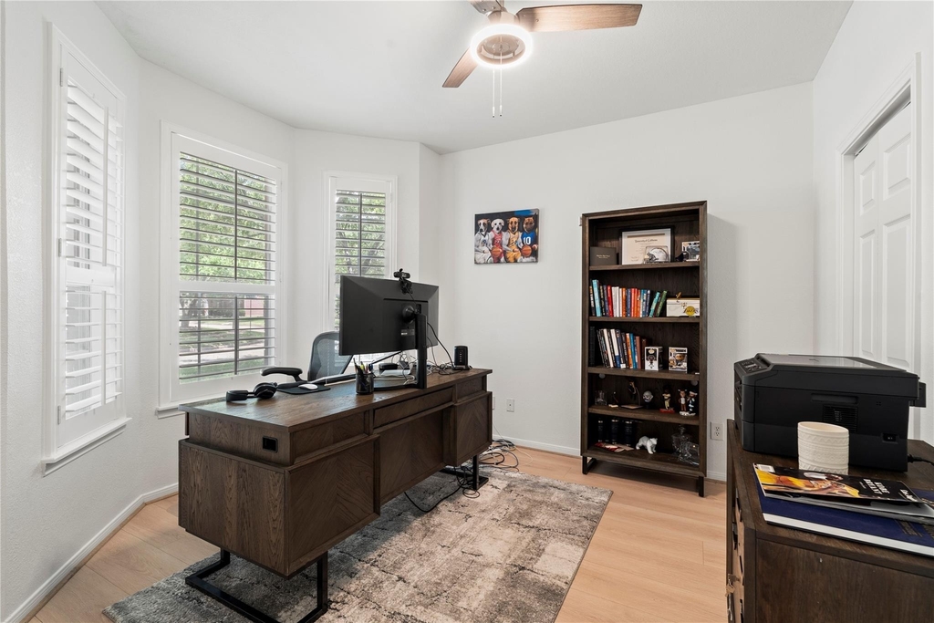 4710 Devonberry Lane - Photo 11