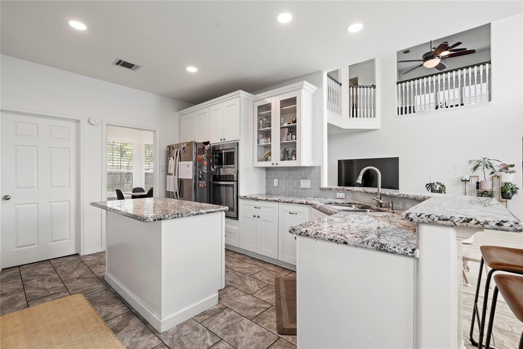 4710 Devonberry Lane - Photo 5