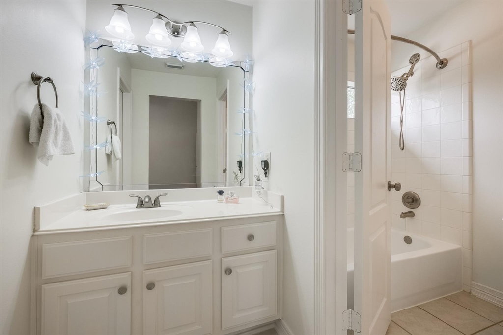 5710 Cielio Bay Court - Photo 42