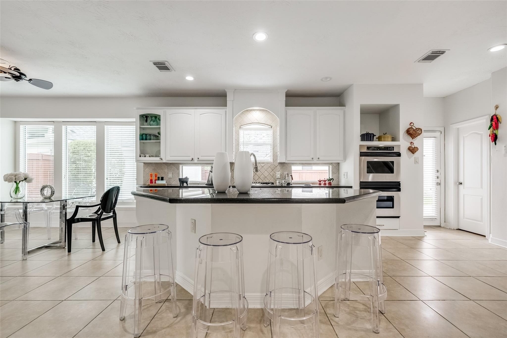 5710 Cielio Bay Court - Photo 18