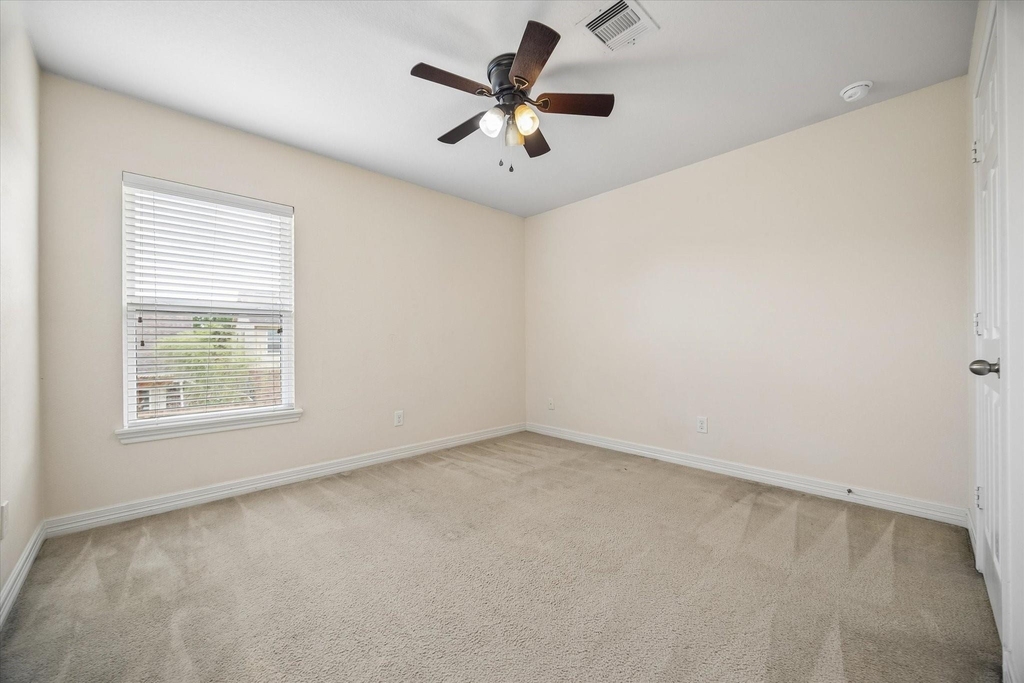10108 Hidden Creek Falls Ln - Photo 8