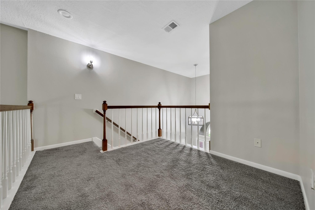 11 Windledge Place - Photo 22