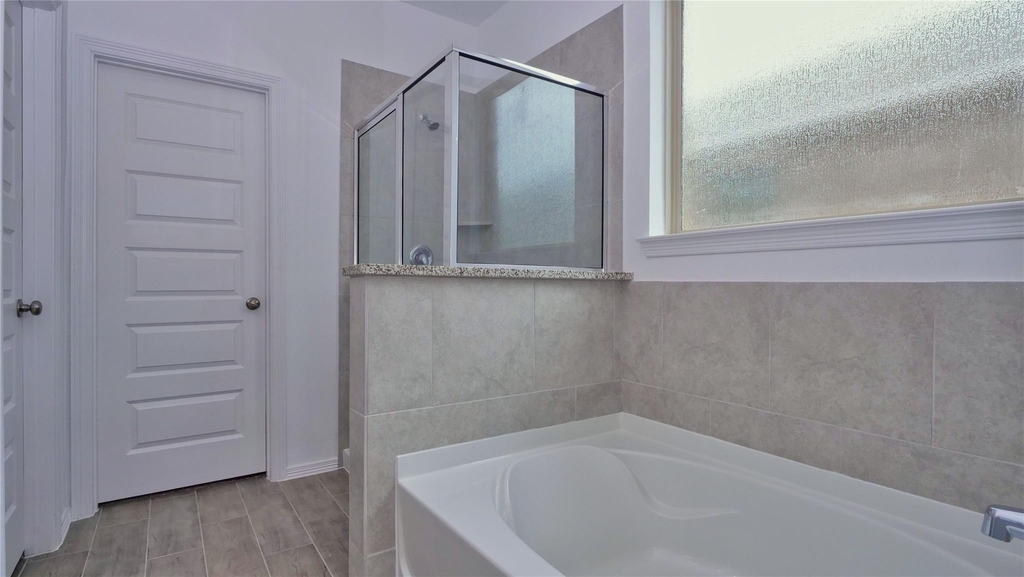 5735 Aurora Greens Lane - Photo 13
