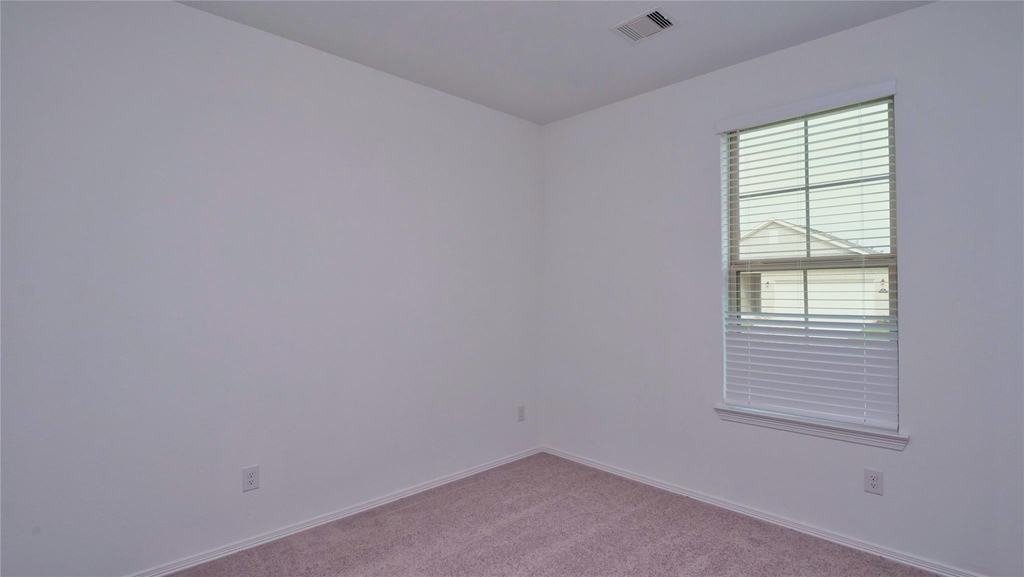 5735 Aurora Greens Lane - Photo 9