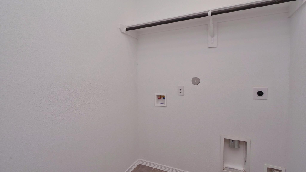 5735 Aurora Greens Lane - Photo 15