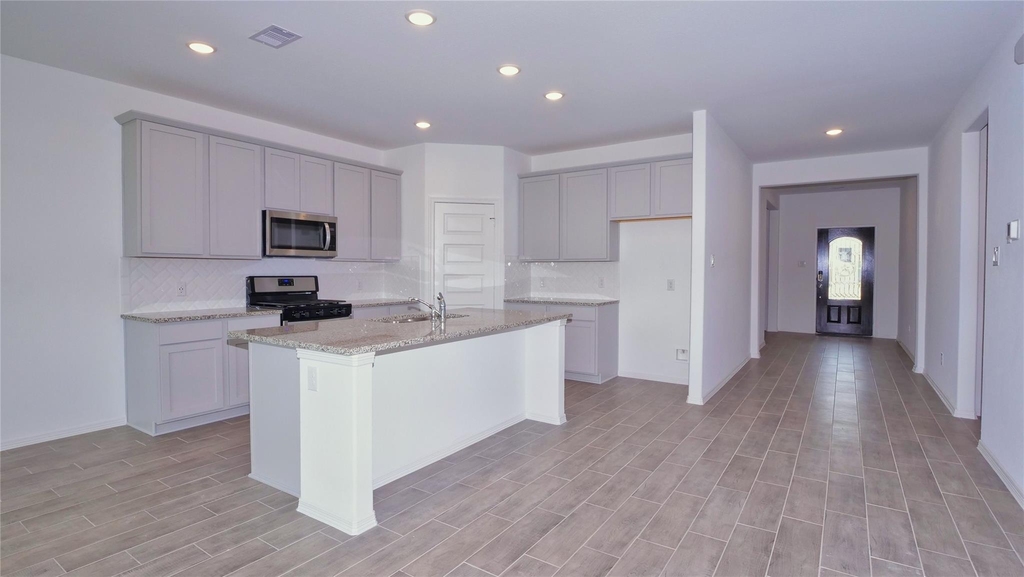 5735 Aurora Greens Lane - Photo 3