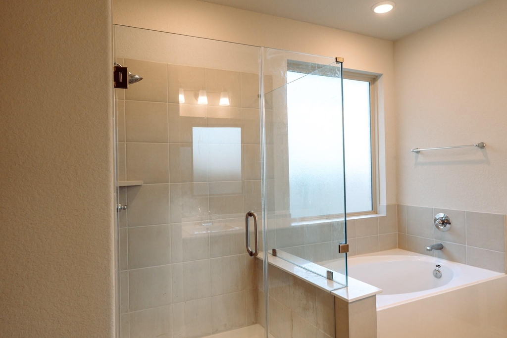 27015 Bel Air Point Lane - Photo 15