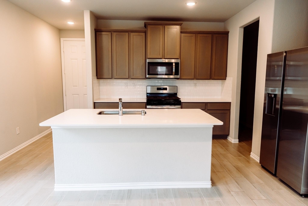 27015 Bel Air Point Lane - Photo 3